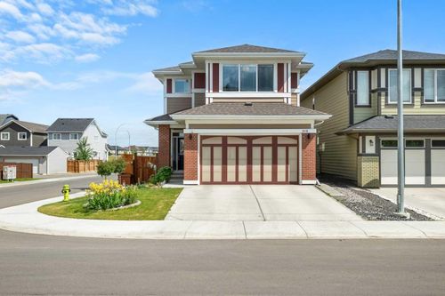 212 Magnolia Heath Se, Calgary, AB, T3M2Z9 | Card Image