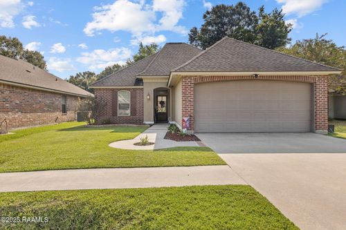 139 Country Garden Ln, Lafayette, LA, 70507-2808 | Card Image