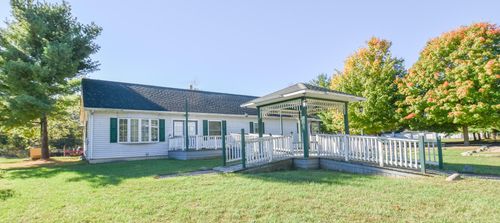 307 Railroad St, Union City, MI, 49094-1240 | Card Image