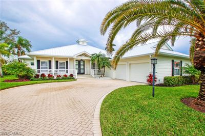 16170 Bentwood Palms Drive, House other with 4 bedrooms, 2 bathrooms and null parking in Fort Myers FL | Image 2