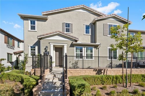 10-5604 Altamura Way, Fontana, CA, 92336-4681 | Card Image