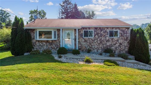 16 Dolly Ave, Jeannette, PA, 15644-1092 | Card Image