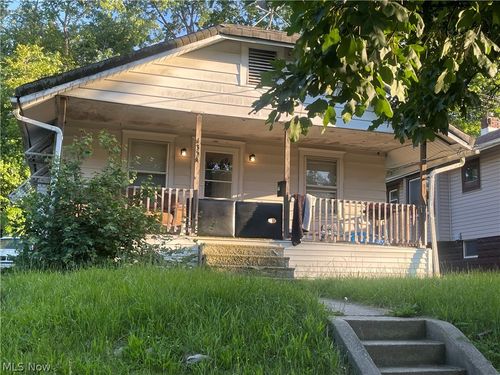 1354 Arnold Avenue, Akron, OH, 44305 | Card Image