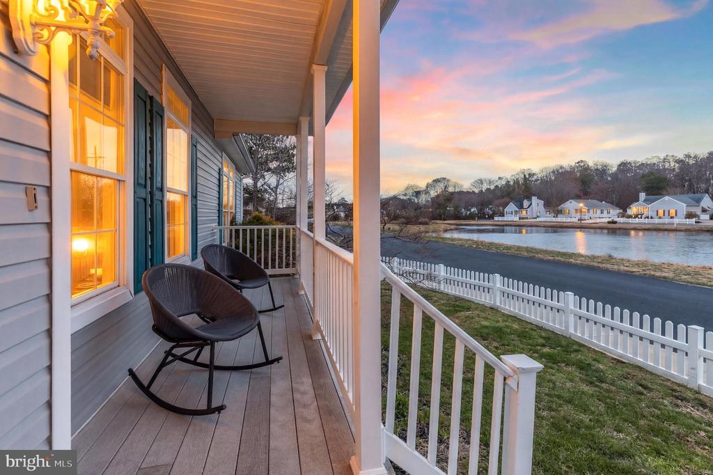 Residential in FRANKFORD 4