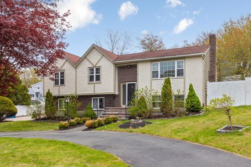 240 Grove St, Randolph, MA, 02368 | Card Image