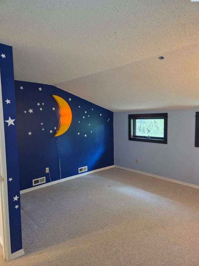 6302 Sand Rd, Home with 4 bedrooms, 3 bathrooms and null parking in Pullman WA | Image 41