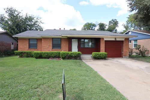 9107 Rustown Dr, Dallas, TX, 75228-4443 | Card Image