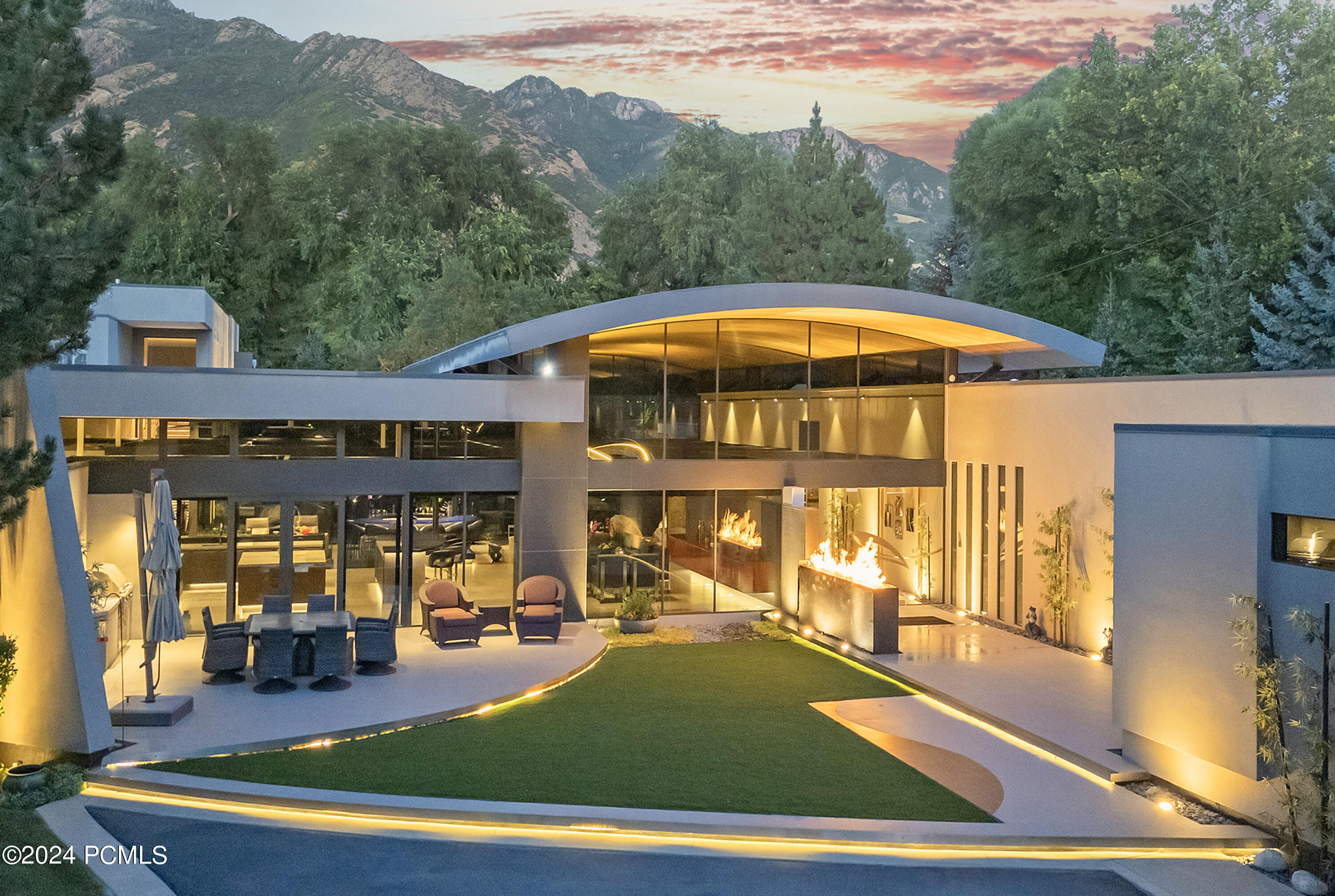 Brentwood Dr, Holladay, UT 84121 #1