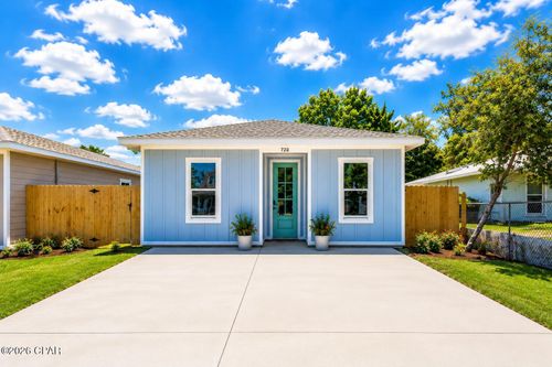 722 Gulf View Dr, Panama City Beach, FL, 32413-1183 | Card Image