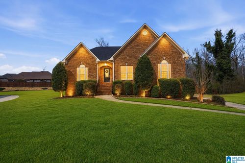 4710 Thornhill Rd, GARDENDALE, AL, 35071-4731 | Card Image