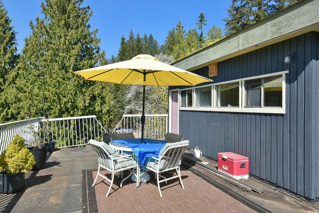 13214 Sex W'amin Street, House other with 2 bedrooms, 1 bathrooms and 4 parking in Garden Bay BC | Image 18