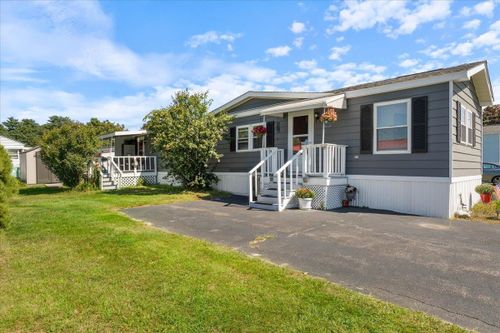 99 Dart Drive, Salem, NH, 03079 | Card Image