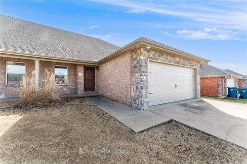 unit-2-3005 Sw Deerfield Blvd, Bentonville, AR, 72713-8247 | Card Image