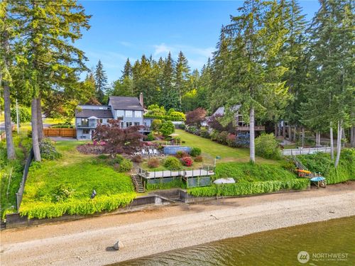 240 Se Mallard Beach Ln, Shelton, WA, 98584-7625 | Card Image