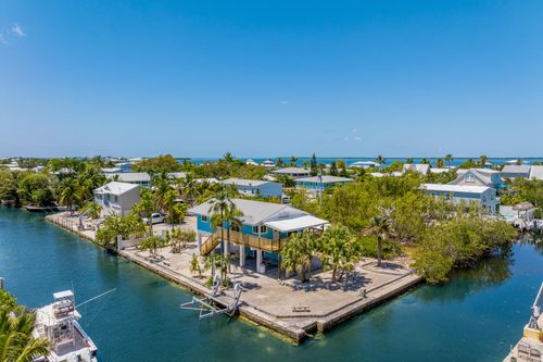 22953 John Silver Ln, Cudjoe Key, FL, 33042-4245 | Card Image