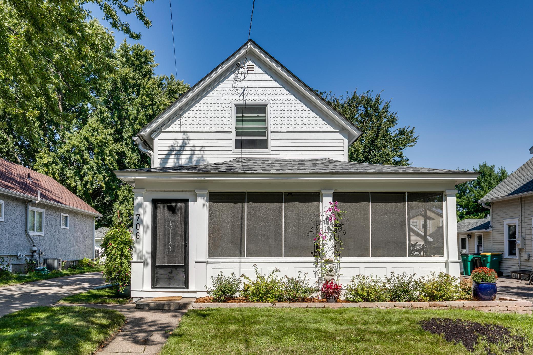 Hickory St, Stillwater, MN 55082