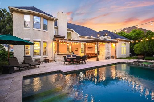 105 Whitley Dr, Austin, TX, 78738-6562 | Card Image