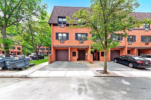 1fl-220-50 64th Ave, Oakland Gardens, NY, 11364-2360 | Card Image
