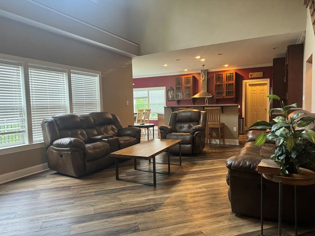 340 Royal Oaks Dr, House other with 6 bedrooms, 6 bathrooms and 47 parking in Daniels WV | Image 7