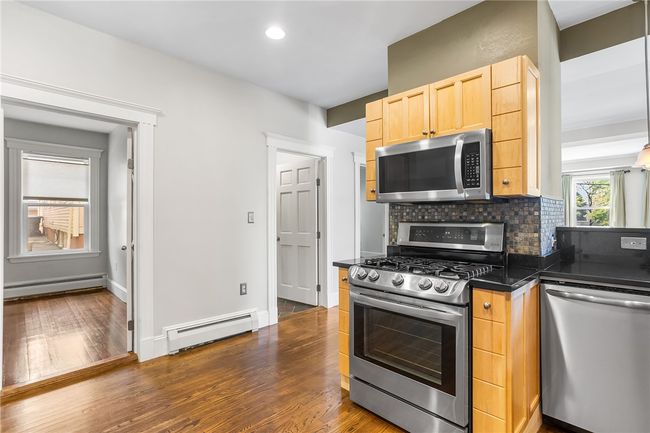 UNIT-1 - 224 Olney St, Condo with 2 bedrooms, 1 bathrooms and 2 parking in Providence RI | Image 9
