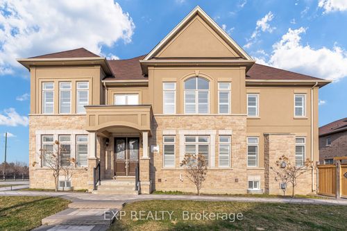 41 Prunella Cres, East Gwillimbury, ON, L9N | Card Image