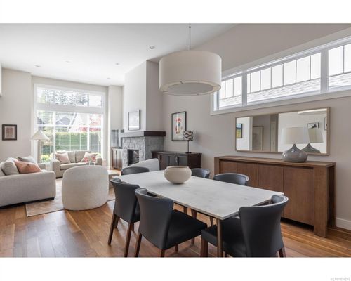 749 West Ridge Way, Qualicum Beach, BC, V9K0A9 | Card Image
