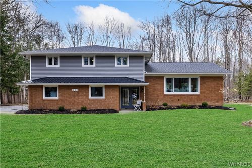 658 Bauder Park Dr, Alden, NY, 14004-9553 | Card Image