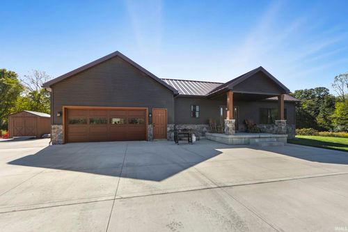 458 S 300 E, Albion, IN, 46701-9528 | Card Image