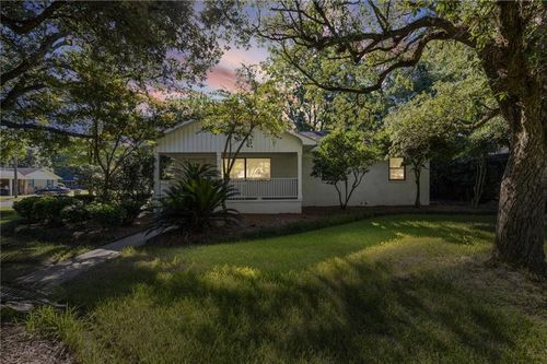 31 Louisiane Dr, Mobile, AL, 36606-2452 | Card Image