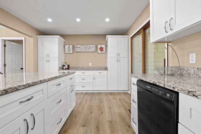 4913 Shoreline Dr, House other with 3 bedrooms, 3 bathrooms and null parking in Chattanooga TN | Image 12