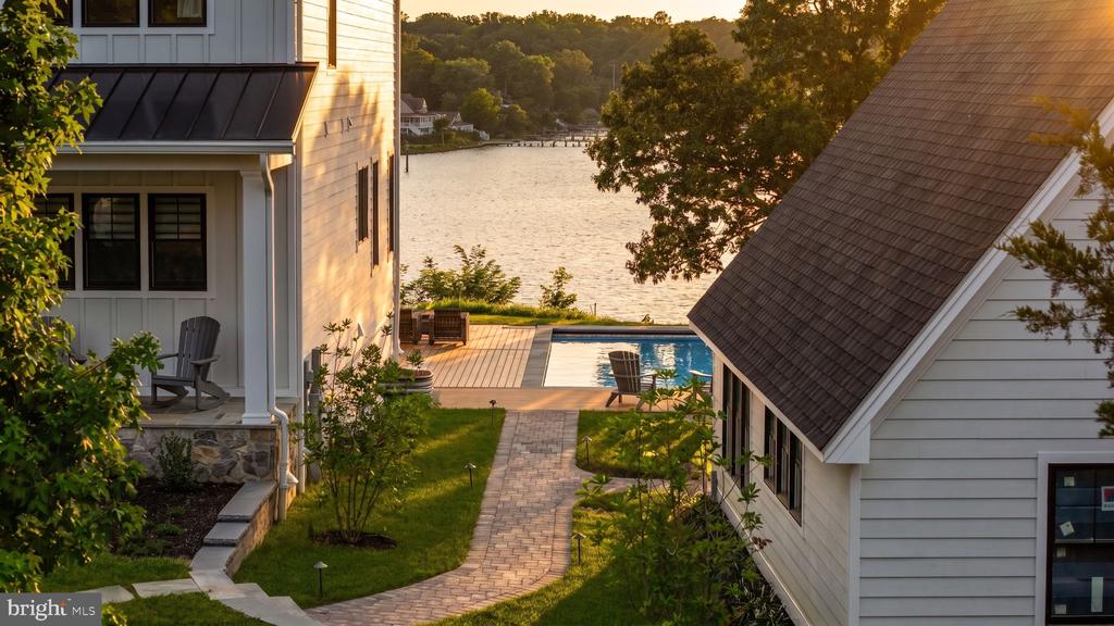 Residential in ANNAPOLIS 3