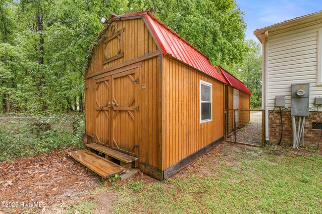 107 Indian Cave Dr, House other with 4 bedrooms, 2 bathrooms and null parking in Richlands NC | Image 44