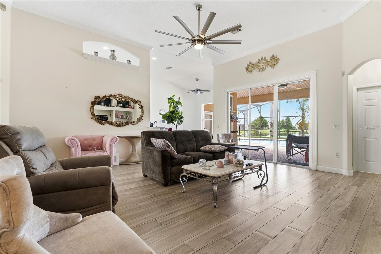 Residential in KISSIMMEE 4