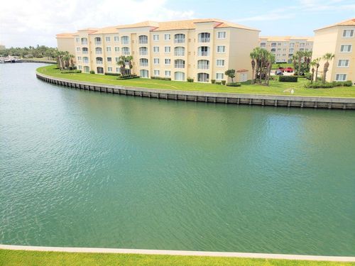 303-18 Harbour Isle Dr W, Fort Pierce, FL, 34949-2770 | Card Image