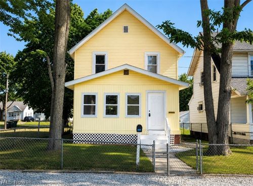 1617 Bonnot Pl Ne, Canton, OH, 44705-1633 | Card Image