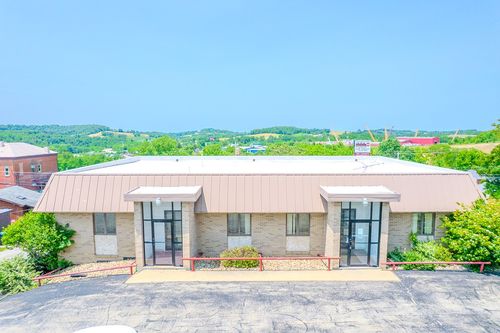 1027 W Main St, Mount Pleasant, PA, 15666-1785 | Card Image