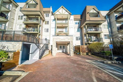 416-12083 92a Ave, Surrey, BC, V3V8C8 | Card Image