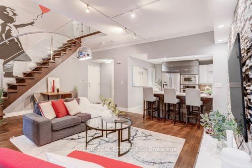 ph1-168 Simcoe Street, Toronto, ON, M5H4C9 | Card Image