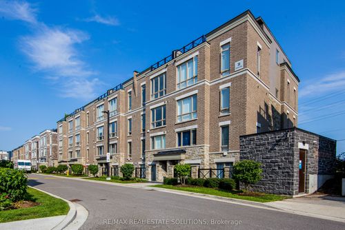 512-30 Dunsheath Way, Markham, ON, L6B1N3 | Card Image