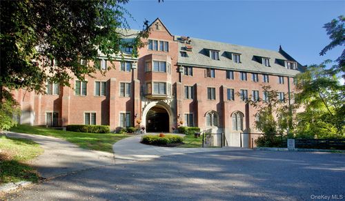 403-403 Chateau Rive, Peekskill, NY, 10566-2167 | Card Image