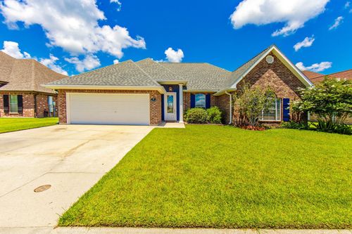 300 Ravensaide Dr, Houma, LA, 70360-8370 | Card Image