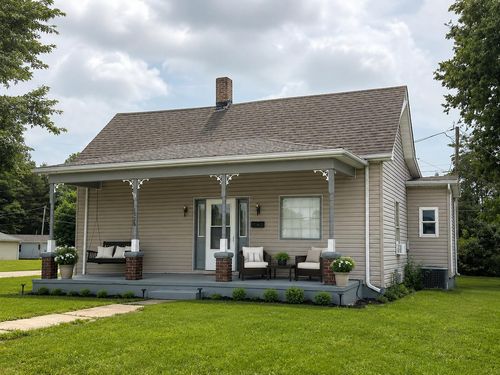 1728 Conwell Street E, Connersville, IN, 47331 | Card Image
