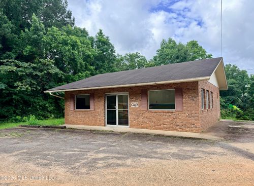 715 Comfort St, Taylorsville, MS, 39168-7914 | Card Image