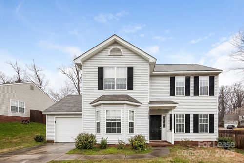 13029 Woodland Farm Dr, Charlotte, NC, 28215-5042 | Card Image