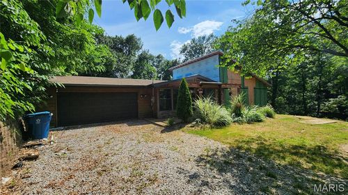 625 W Country Ln, Collinsville, IL, 62234-4765 | Card Image