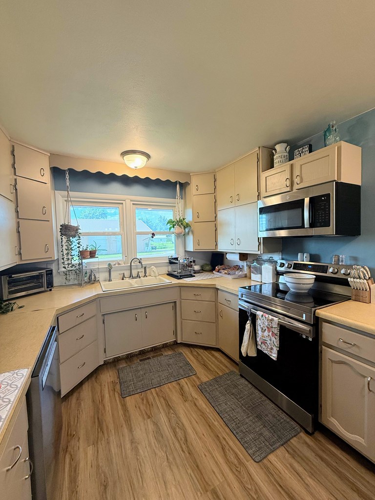 Residential in Brashear 4