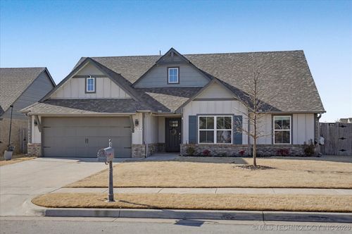 10104 S 233rd East Ave, Broken Arrow, OK, 74014-2465 | Card Image