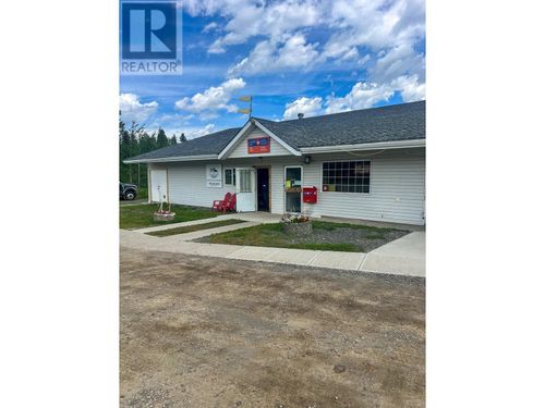 6011 Little Fort 24 Highway, Lone Butte, BC, V0K2E2 | Card Image