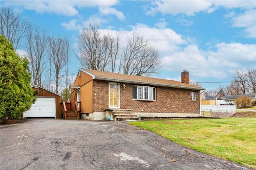 26 Ellison Dr, New Windsor, NY, 12553-7561 | Card Image