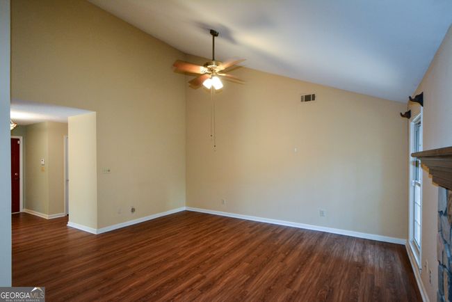 154 Waverly Dr, Condo with 3 bedrooms, 2 bathrooms and null parking in Alpharetta GA | Image 10